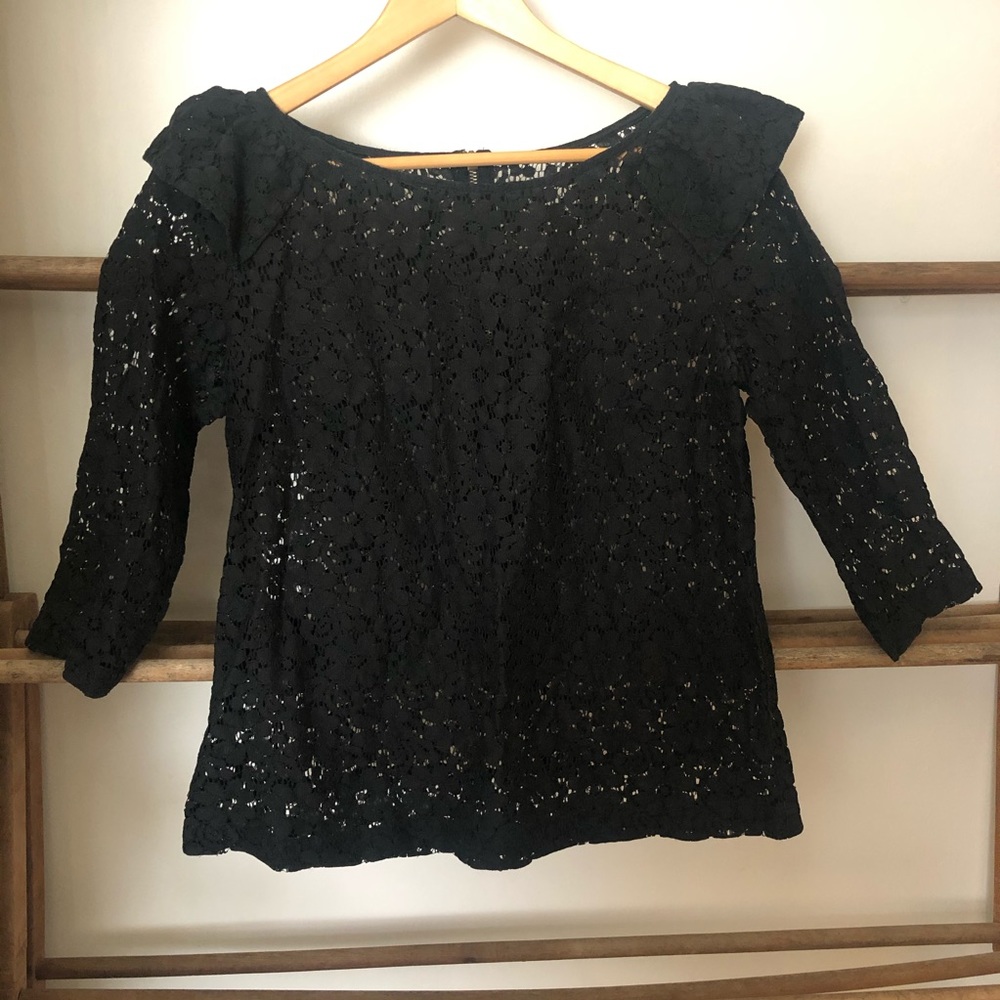 Black lace flowers top